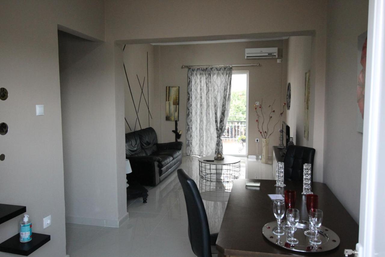Christa'S Home Near Ath Airport Markópoulon Extérieur photo
